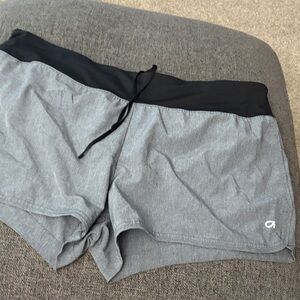 GAP Women's Black and Gray Athletic Shorts